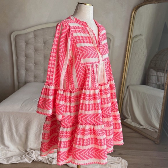 Devotion Twins Ella Short Hot Pink and White Geometric Tiered Mini Dress size XS - Picture 1 of 14